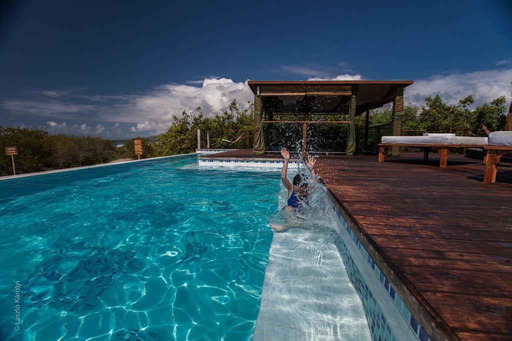 Iguana Crossing Boutique Hotel Puerto Villamil Buitenkant foto